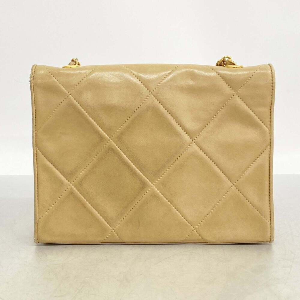 CHANEL Cream Lambskin Leather Shoulder Bag - Picture 13 of 14
